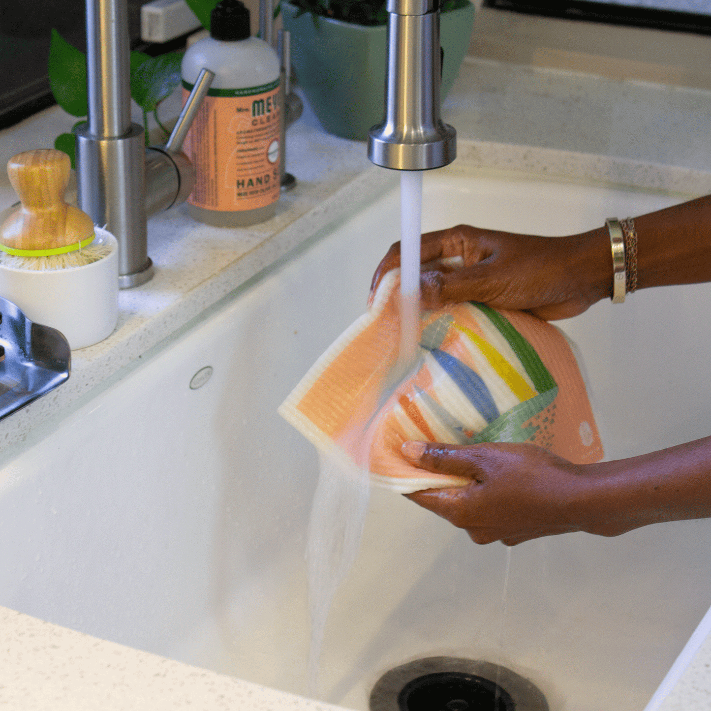 Super Cloth- Magic Mountains