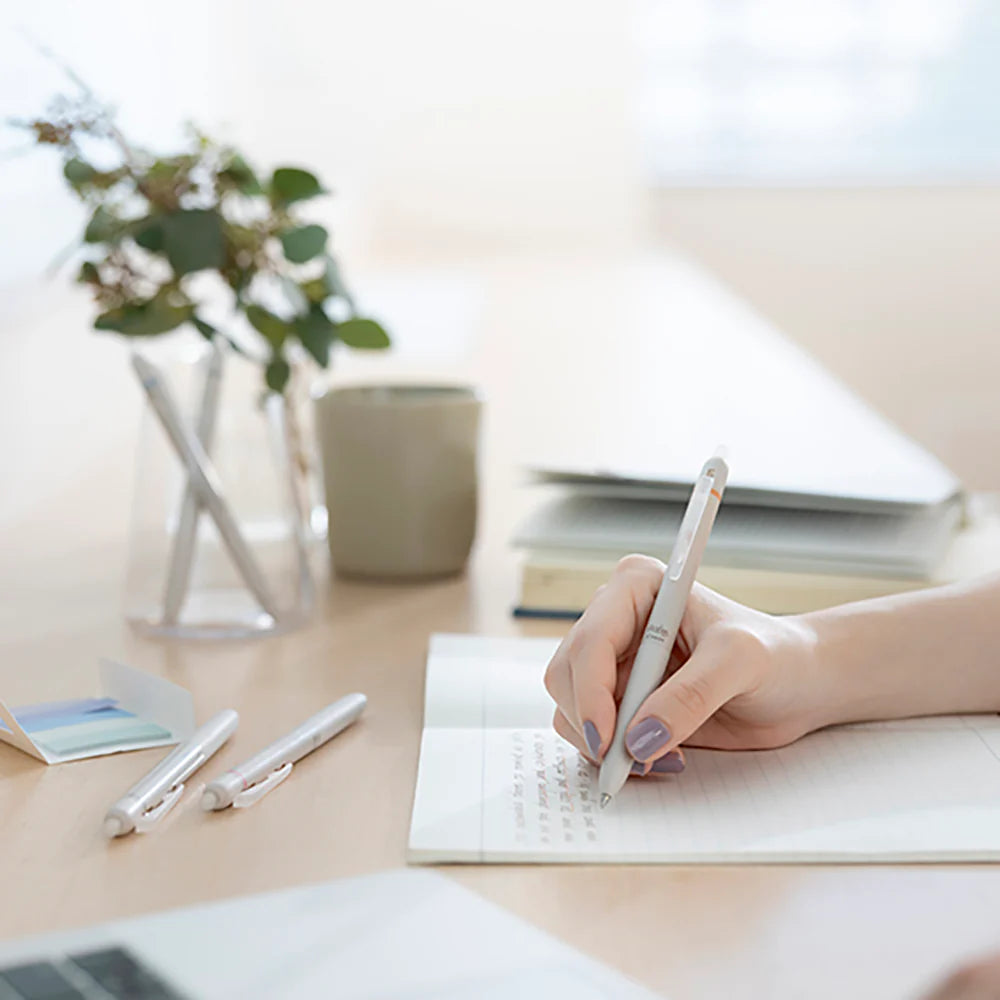 Pilot FriXion Waai Retractable Gel Pen - 0.5 mm