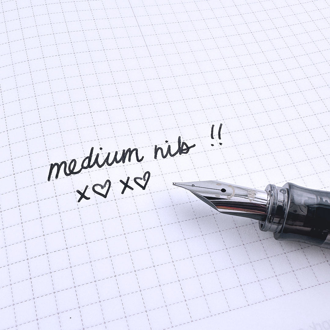 Nib Design KAKUNO Fountain Pen Medium Nib -White/Soft Lavender – bobo design studio