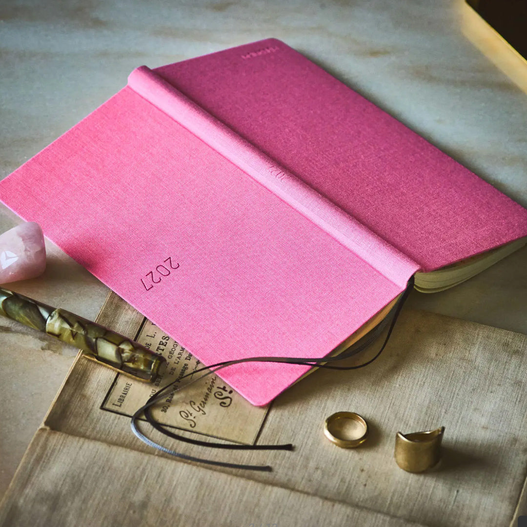 Hobonichi Techo 2027 Weeks MEGA Colors: Pink Sapphire